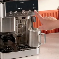 Ninja Luxe™ Café Mini Plus AutoFroth Espresso Machine