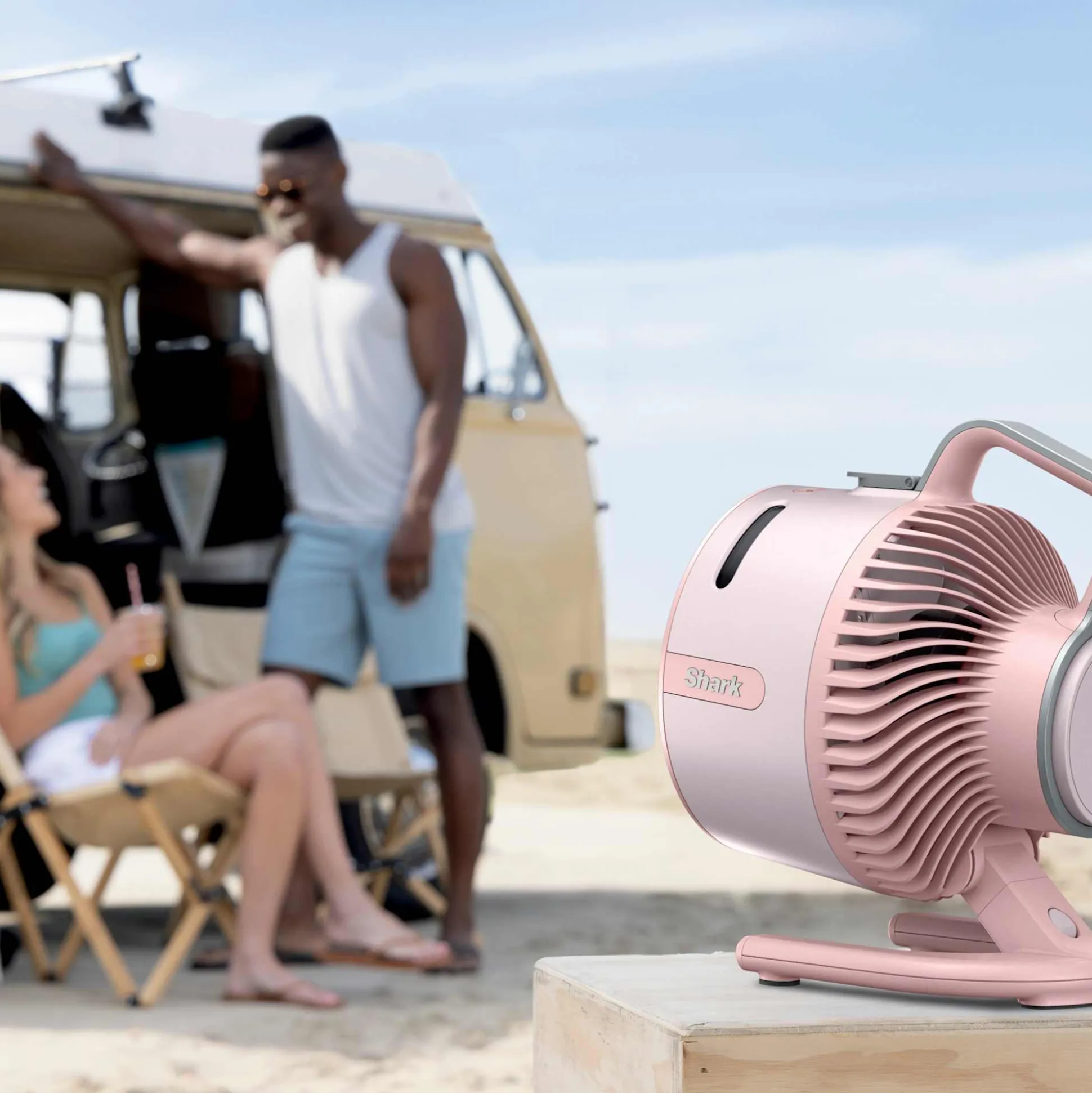 Shark FlexBreeze HydroGo™ Pro Fan in Pink Diamond