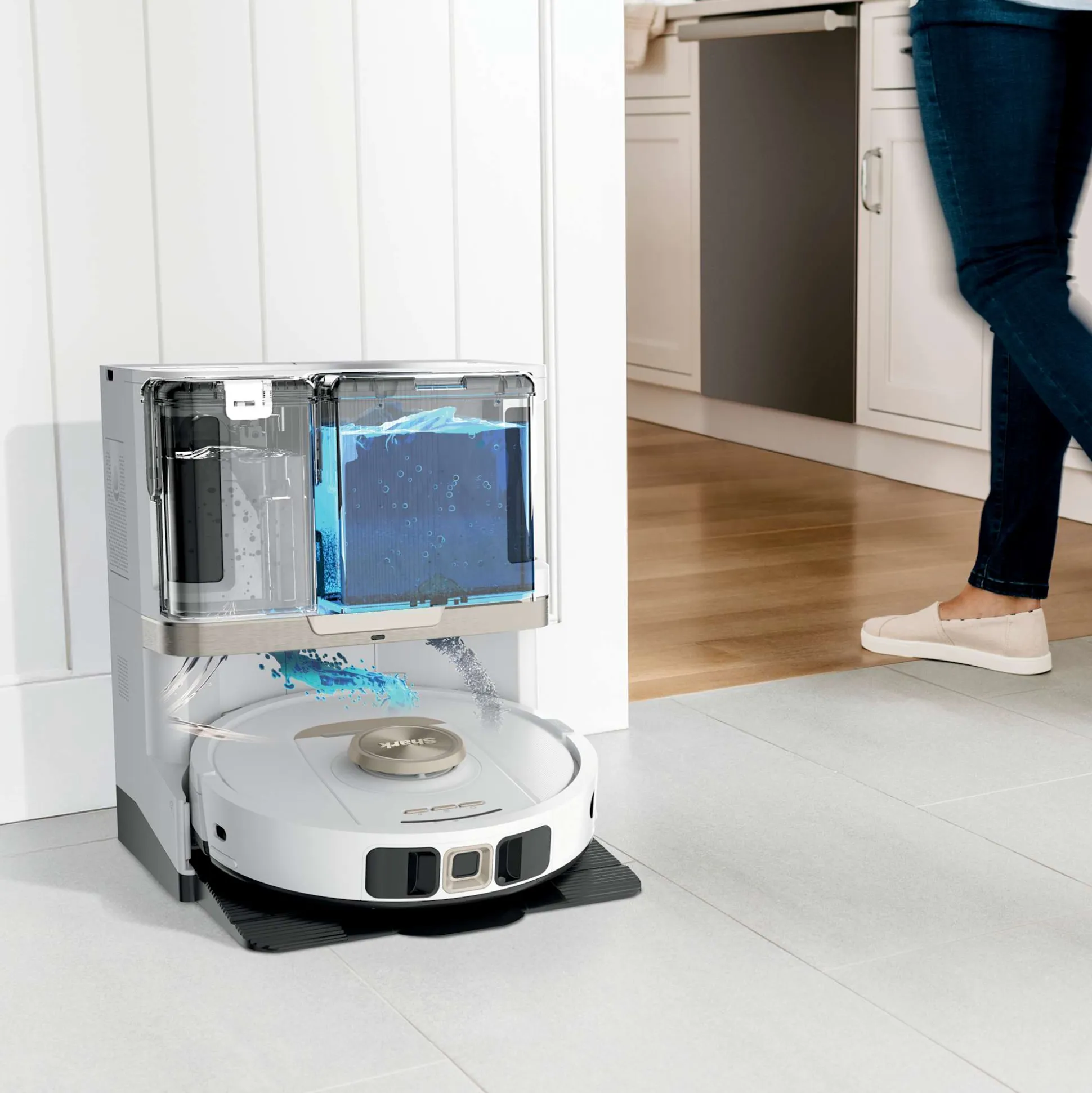 Shark® Stratos® 2-in-1 Robot Vacuum and Mop